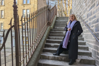 Presenter Cathy MacDonald on Dundee's famous Frankensteins steps